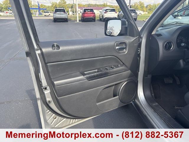 2015 Jeep Patriot Vehicle Photo in VINCENNES, IN 47591-5519