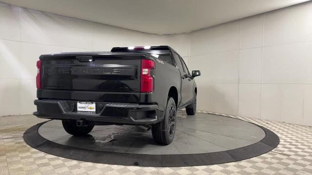 2024 Chevrolet Silverado 1500 Vehicle Photo in JOLIET, IL 60435-8135