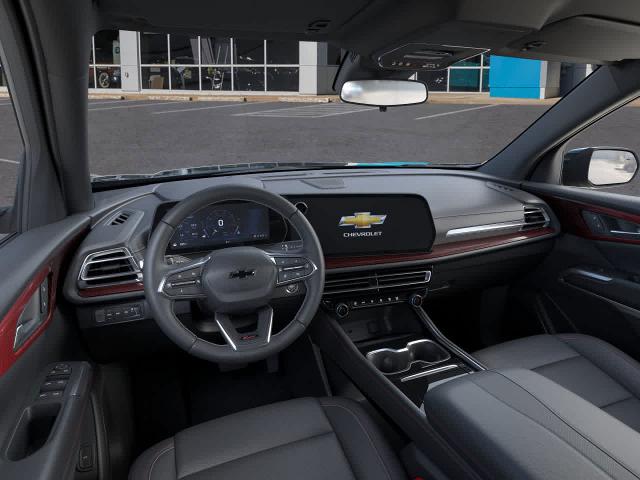 2024 Chevrolet Traverse Vehicle Photo in MOON TOWNSHIP, PA 15108-2571