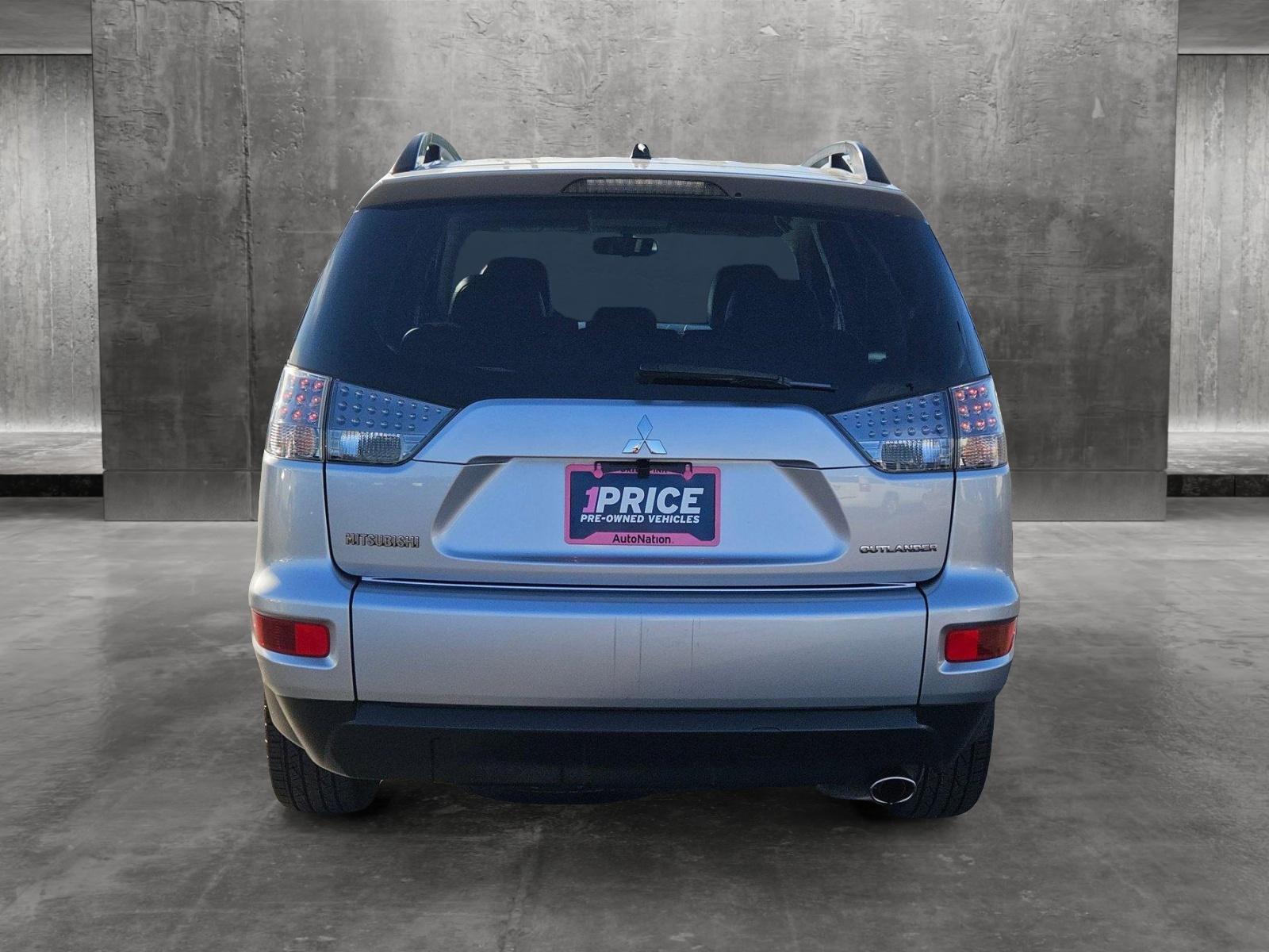 2010 Mitsubishi Outlander Vehicle Photo in MESA, AZ 85206-4395