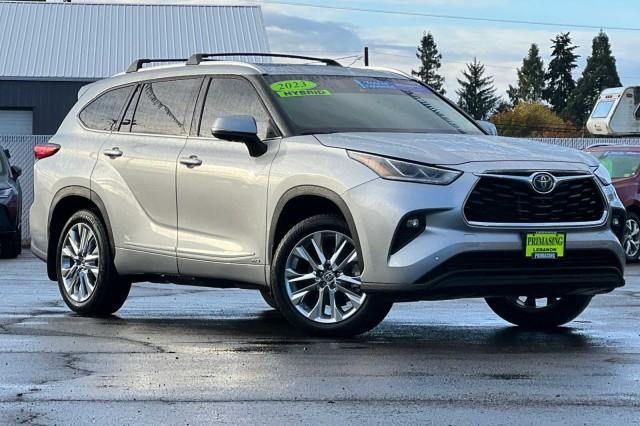 Used 2023 Toyota Highlander Limited with VIN 5TDXBRCH6PS582790 for sale in Lebanon, OR