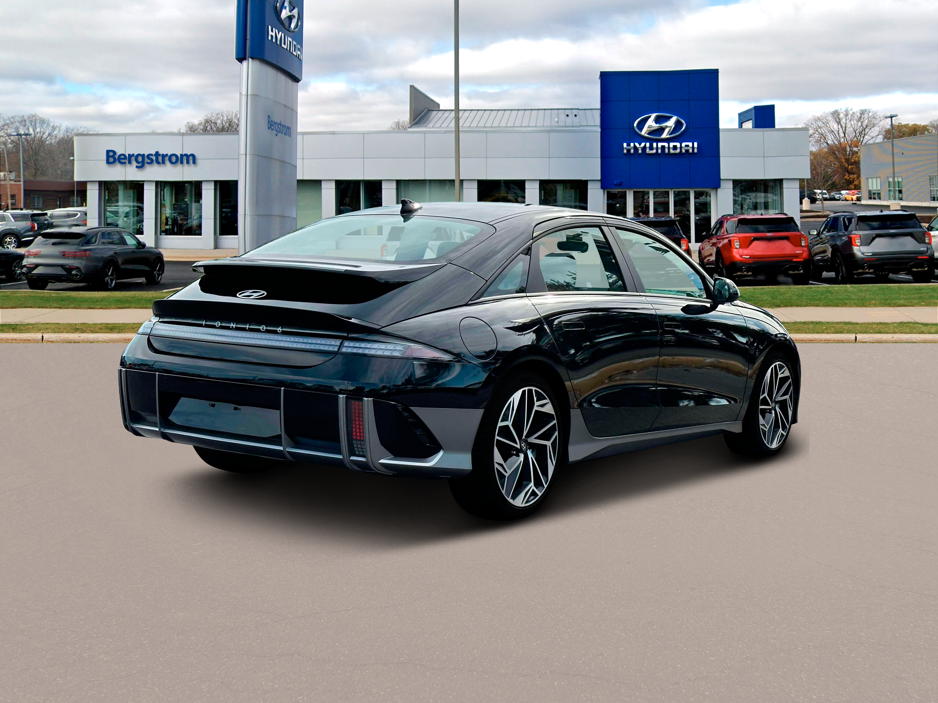 2025 Hyundai IONIQ 6 Vehicle Photo in Green Bay, WI 54304