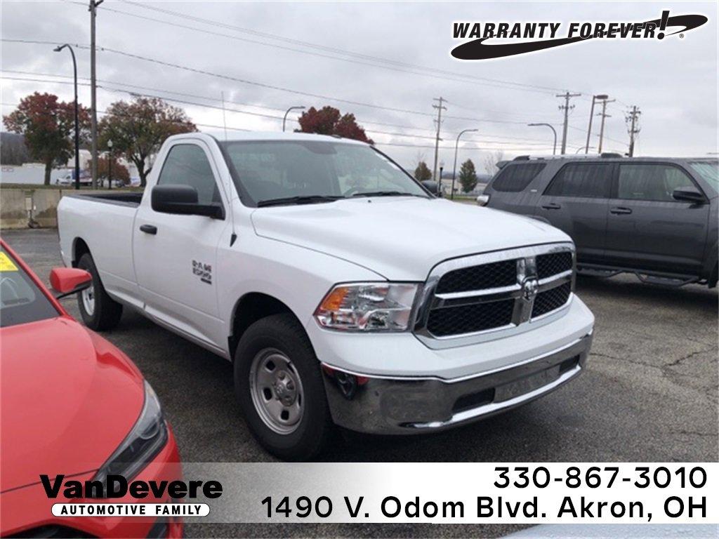 2023 Ram 1500 Classic Vehicle Photo in AKRON, OH 44320-4088