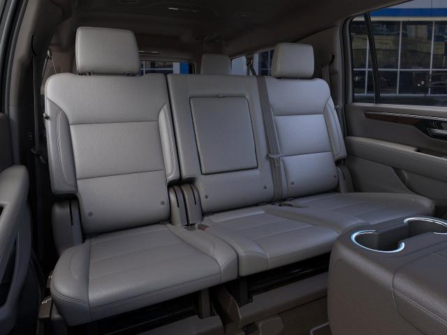 2025 Chevrolet Suburban Vehicle Photo in HOUSTON, TX 77054-4802