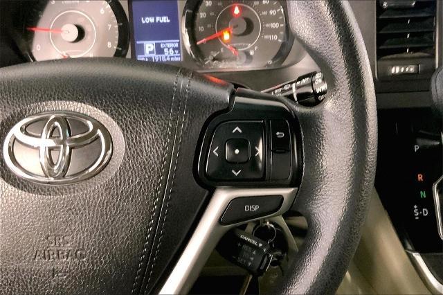 2017 Toyota Sienna Vehicle Photo in Kansas City, MO 64114