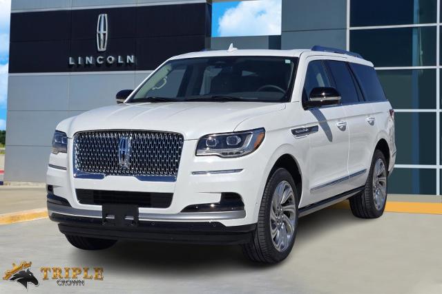 2024 Lincoln Navigator Vehicle Photo in Stephenville, TX 76401-3713