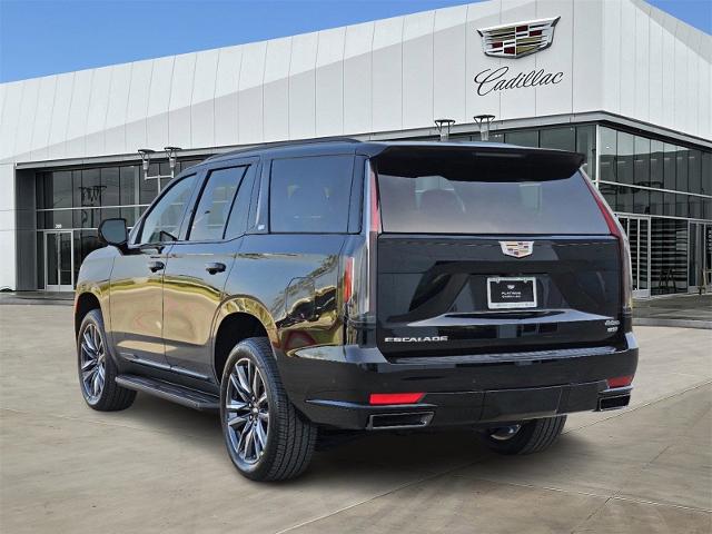 2024 Cadillac Escalade Vehicle Photo in TERRELL, TX 75160-3007