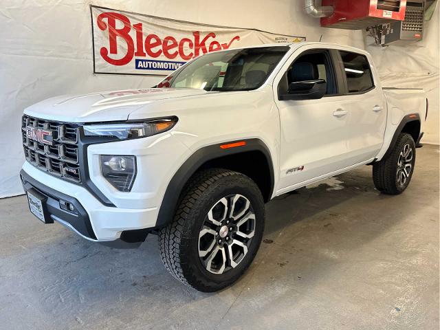 2024 GMC Canyon Vehicle Photo in RED SPRINGS, NC 28377-1640