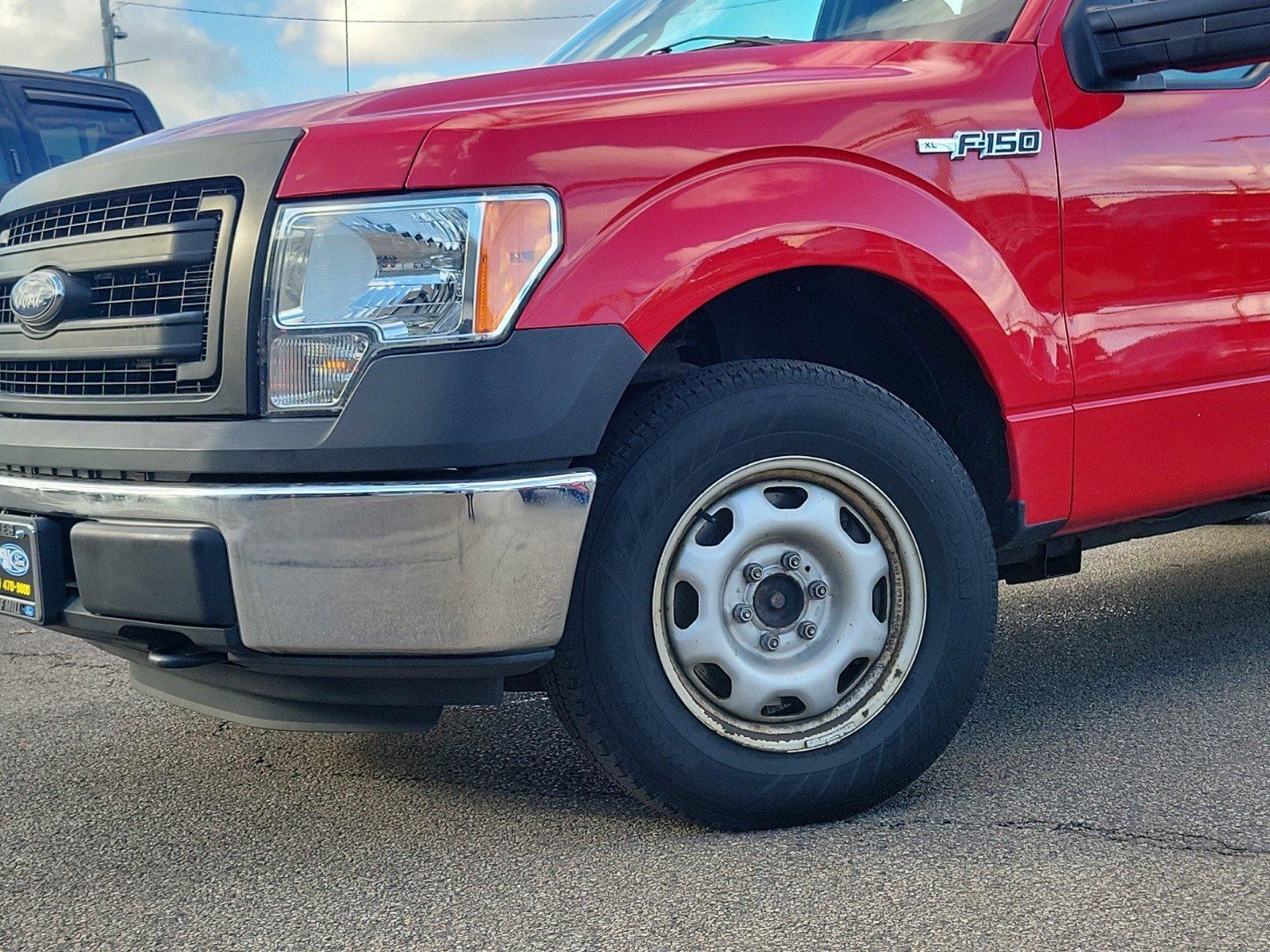 2014 Ford F-150 Vehicle Photo in Saint Charles, IL 60174