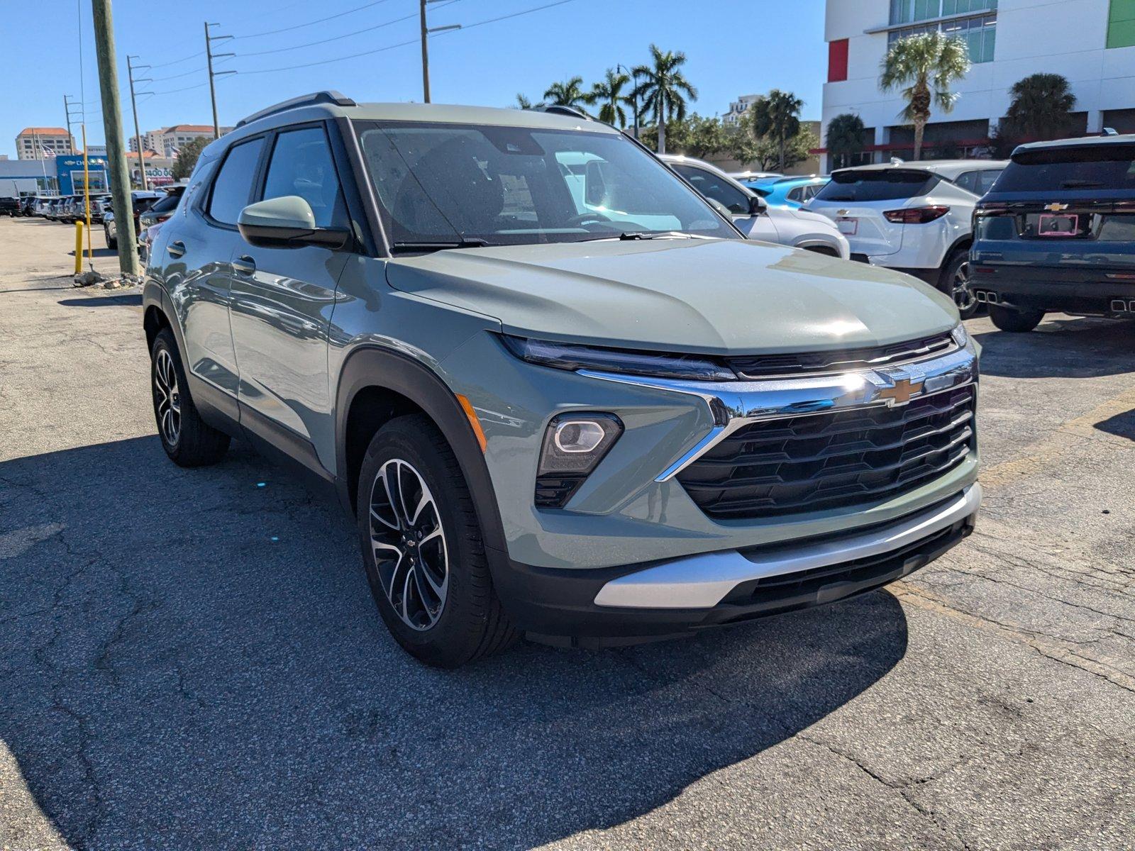 2025 Chevrolet Trailblazer Vehicle Photo in MIAMI, FL 33134-2699