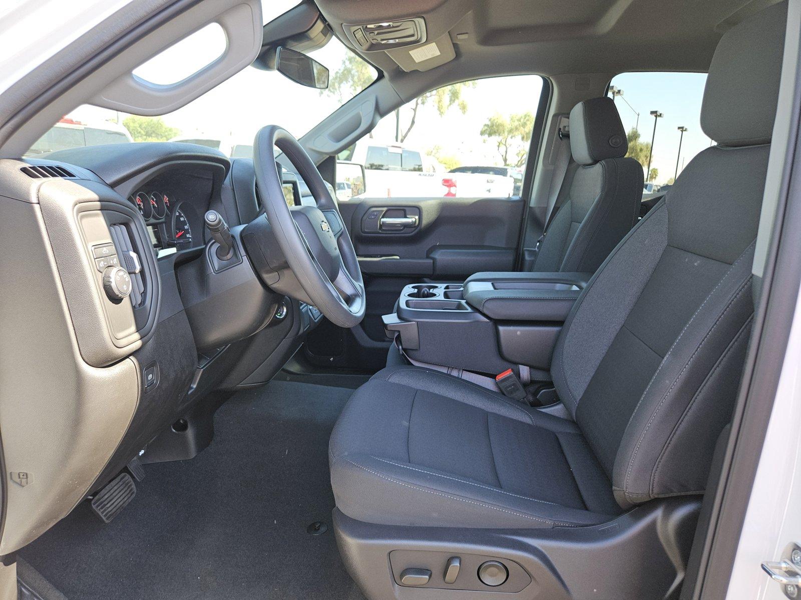 2024 Chevrolet Silverado 1500 Vehicle Photo in PEORIA, AZ 85382-3715