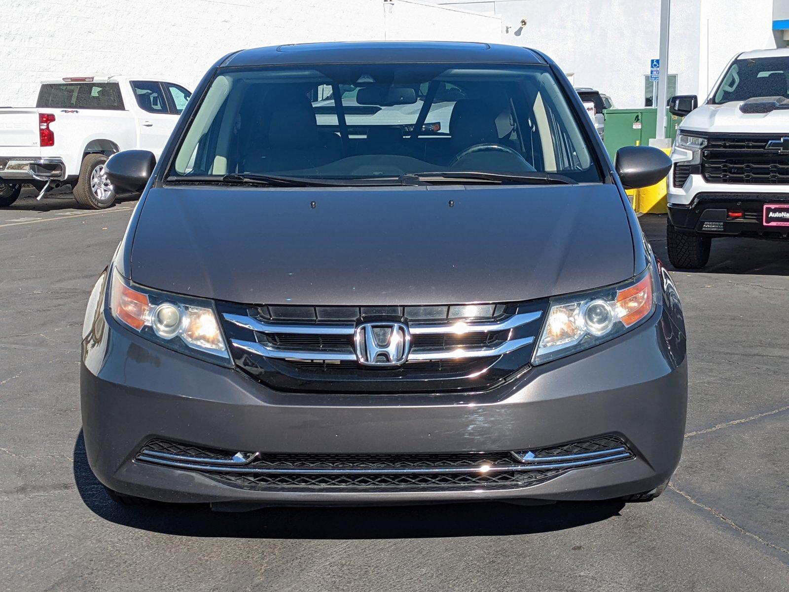 2015 Honda Odyssey Vehicle Photo in VALENCIA, CA 91355-1705