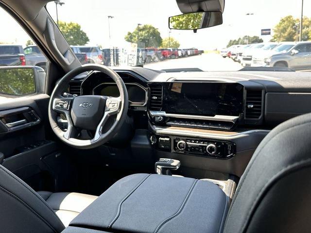 2024 Chevrolet Silverado 1500 Vehicle Photo in GREELEY, CO 80634-4125