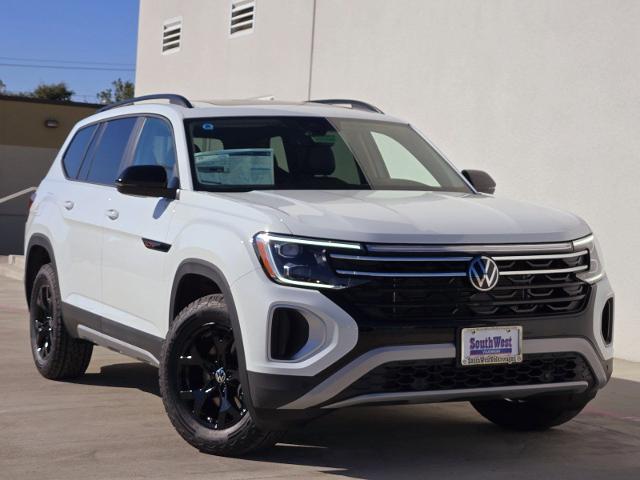 2024 Volkswagen Atlas Vehicle Photo in WEATHERFORD, TX 76087