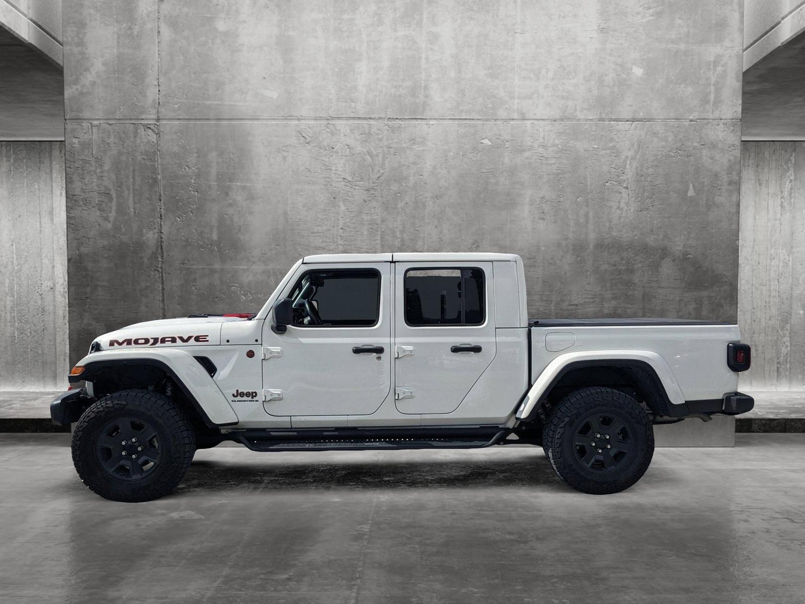 2023 Jeep Gladiator Vehicle Photo in Miami, FL 33015