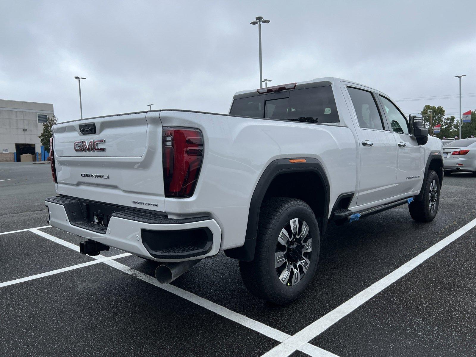 2025 GMC Sierra 3500 HD Vehicle Photo in MONROE, NC 28110-8431