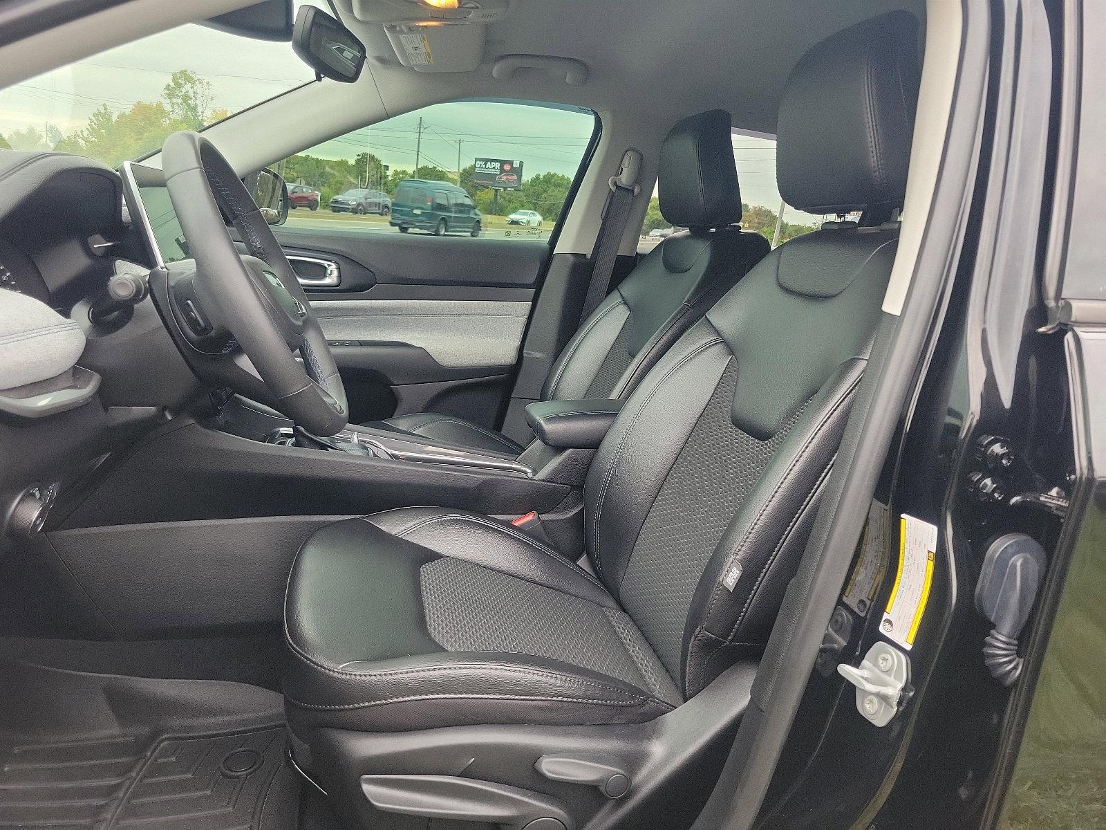 2022 Jeep Compass Vehicle Photo in Trevose, PA 19053