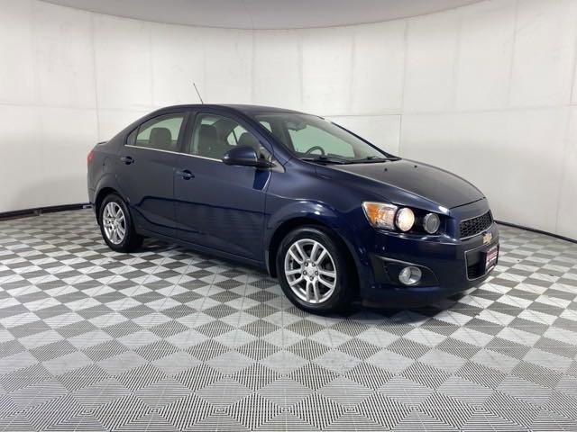 2016 Chevrolet Sonic Vehicle Photo in MEDINA, OH 44256-9001