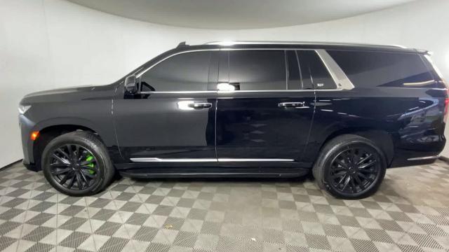 2023 Cadillac Escalade ESV Vehicle Photo in ALLIANCE, OH 44601-4622