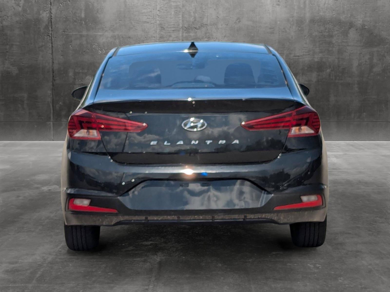 2019 Hyundai ELANTRA Vehicle Photo in St. Petersburg, FL 33713