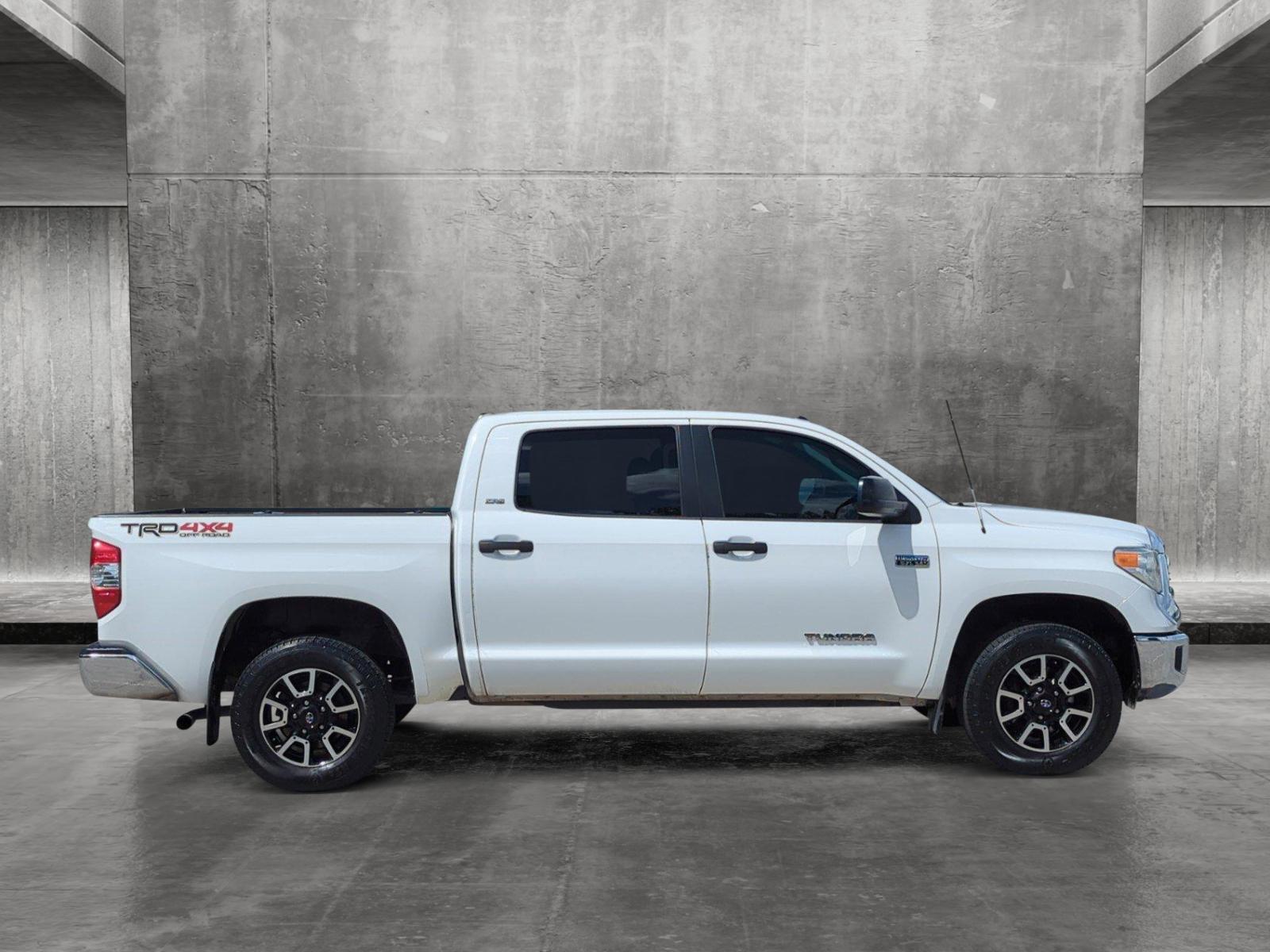 2017 Toyota Tundra 4WD Vehicle Photo in Margate, FL 33063