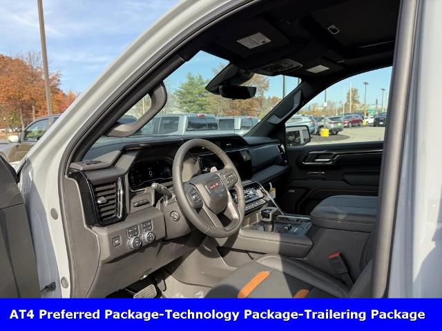 2025 GMC Sierra 1500 Vehicle Photo in CHICOPEE, MA 01020-5001