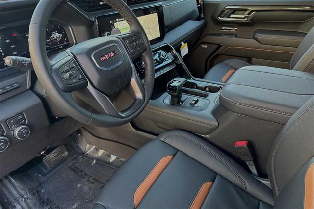 2025 GMC Sierra 1500 Vehicle Photo in ELK GROVE, CA 95757-8703