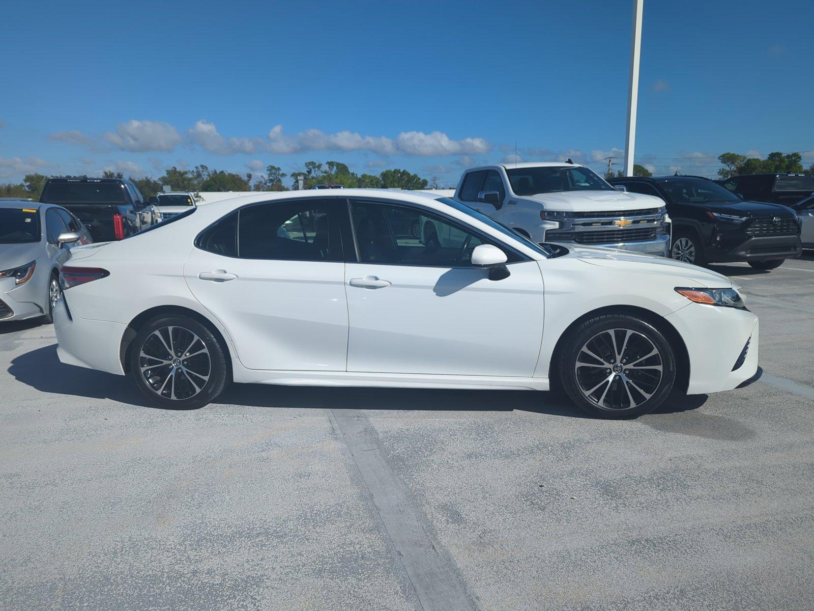 2018 Toyota Camry Vehicle Photo in Ft. Myers, FL 33907