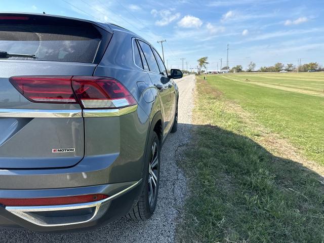 2020 Volkswagen Atlas Cross Sport Vehicle Photo in Pilot Point, TX 76258