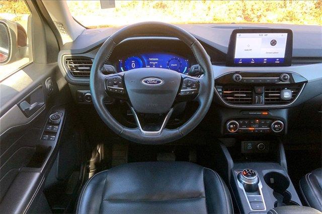 2021 Ford Escape Vehicle Photo in KANSAS CITY, MO 64114-4502