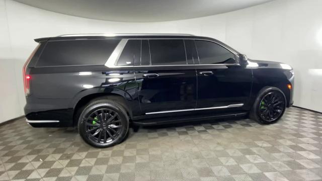 2023 Cadillac Escalade ESV Vehicle Photo in ALLIANCE, OH 44601-4622