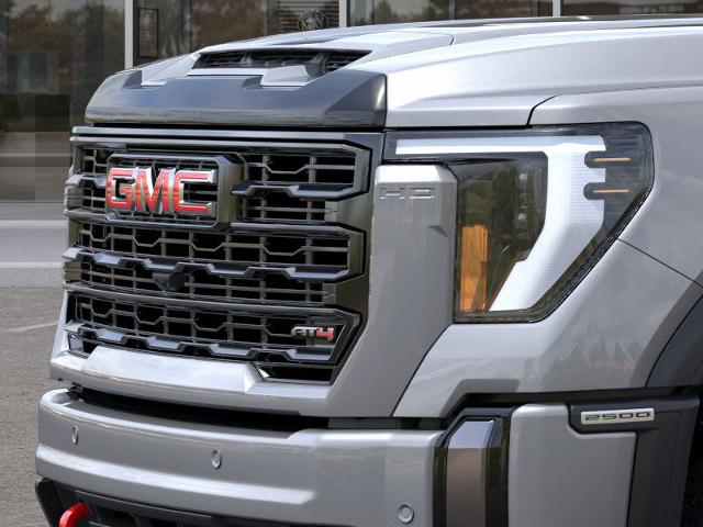 2025 GMC Sierra 2500 HD Vehicle Photo in LEOMINSTER, MA 01453-2952