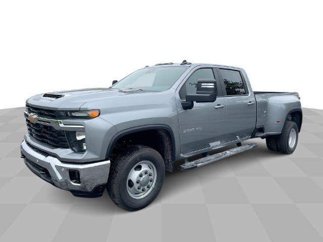 2025 Chevrolet Silverado 3500 HD Vehicle Photo in THOMPSONTOWN, PA 17094-9014