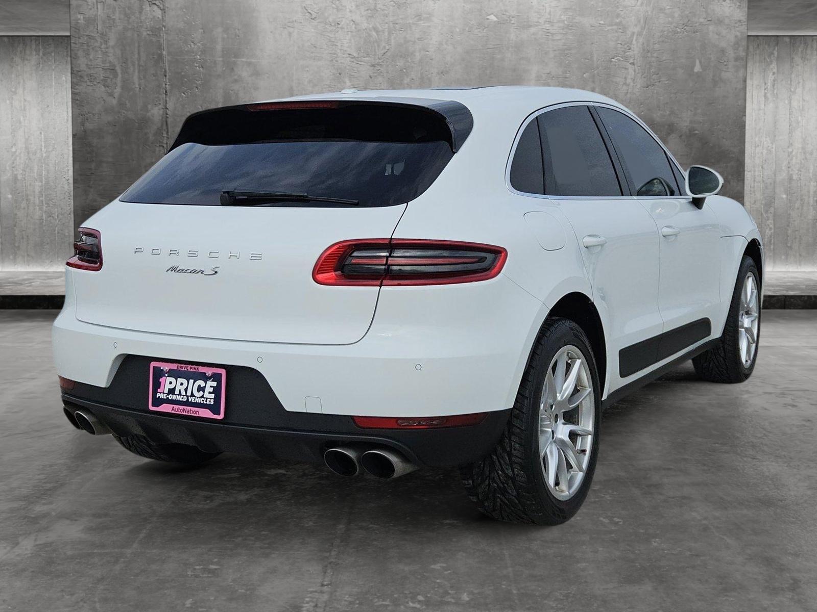 2016 Porsche Macan Vehicle Photo in NORTH RICHLAND HILLS, TX 76180-7199