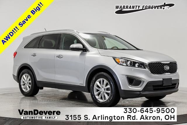 2016 Kia Sorento Vehicle Photo in Akron, OH 44312