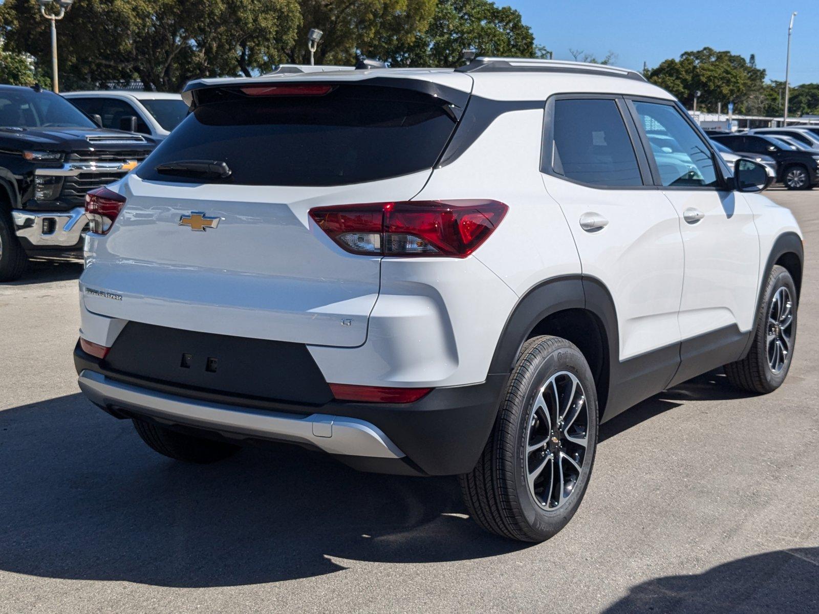 2025 Chevrolet Trailblazer Vehicle Photo in MIAMI, FL 33134-2699