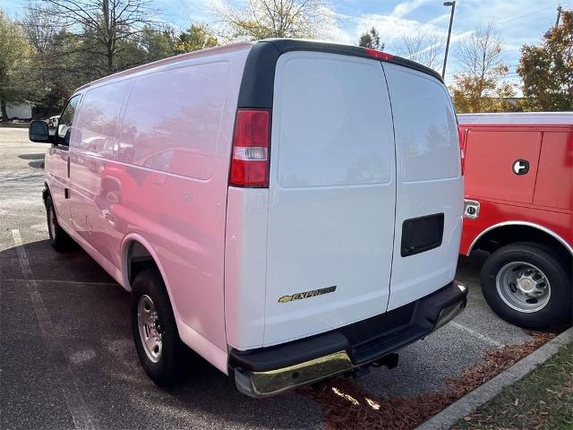 2025 Chevrolet Express Cargo 2500 Vehicle Photo in ALCOA, TN 37701-3235