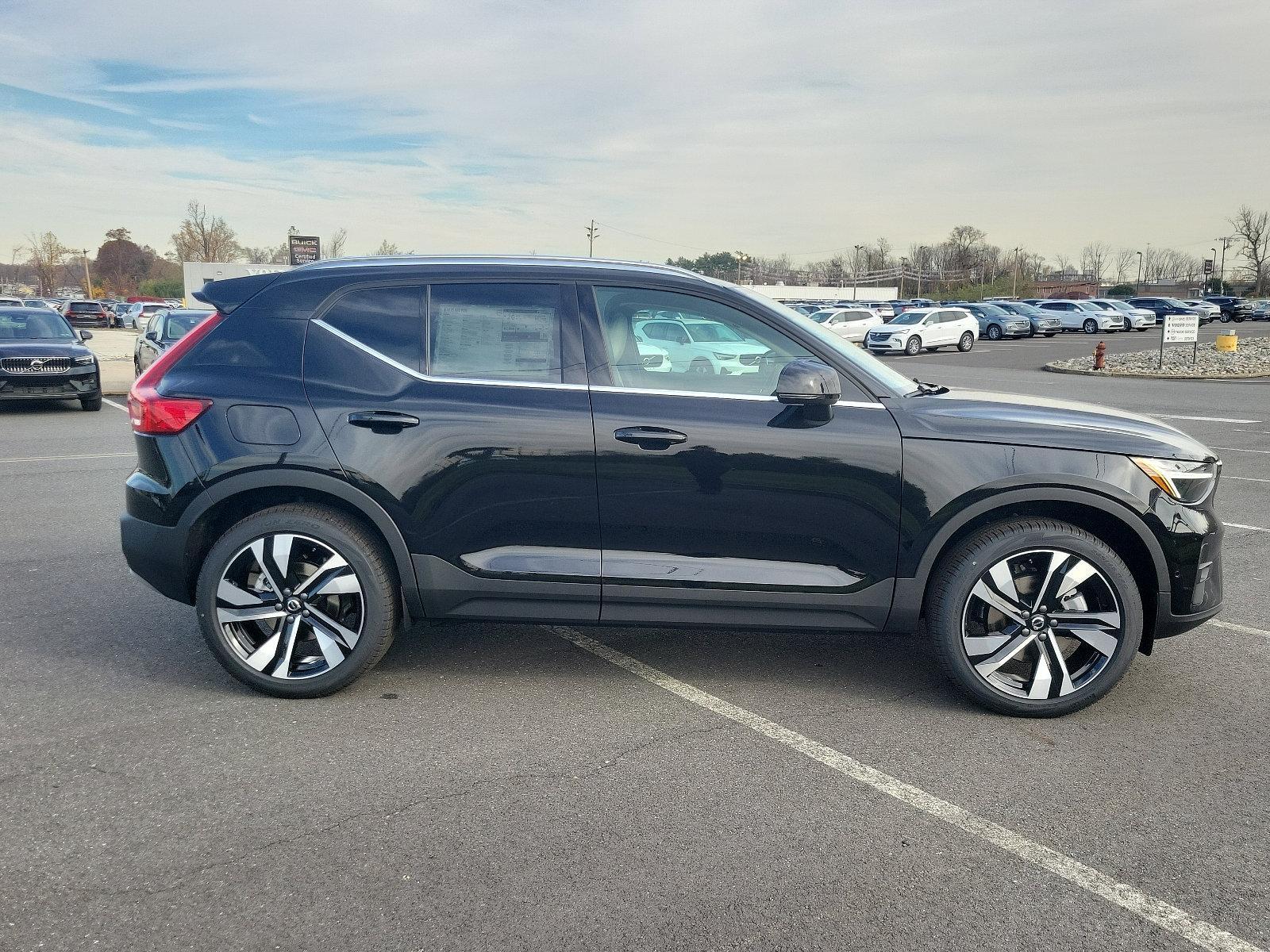 2024 Volvo XC40 Vehicle Photo in Trevose, PA 19053