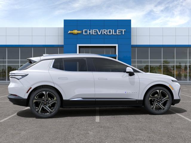 2024 Chevrolet Equinox EV Vehicle Photo in OWATONNA, MN 55060-4060