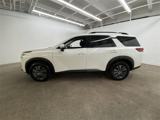 2022 Nissan Pathfinder Vehicle Photo in PORTLAND, OR 97225-3518