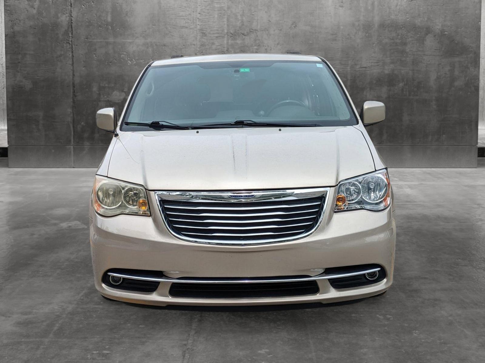 2014 Chrysler Town & Country Vehicle Photo in Jacksonville, FL 32244