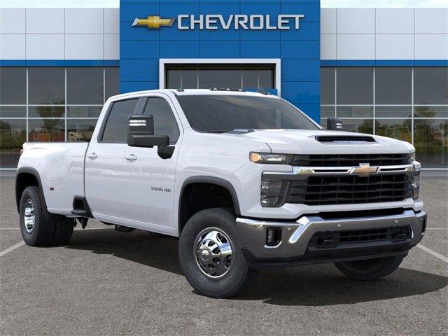 2025 Chevrolet Silverado 3500 HD Vehicle Photo in AURORA, CO 80011-6998