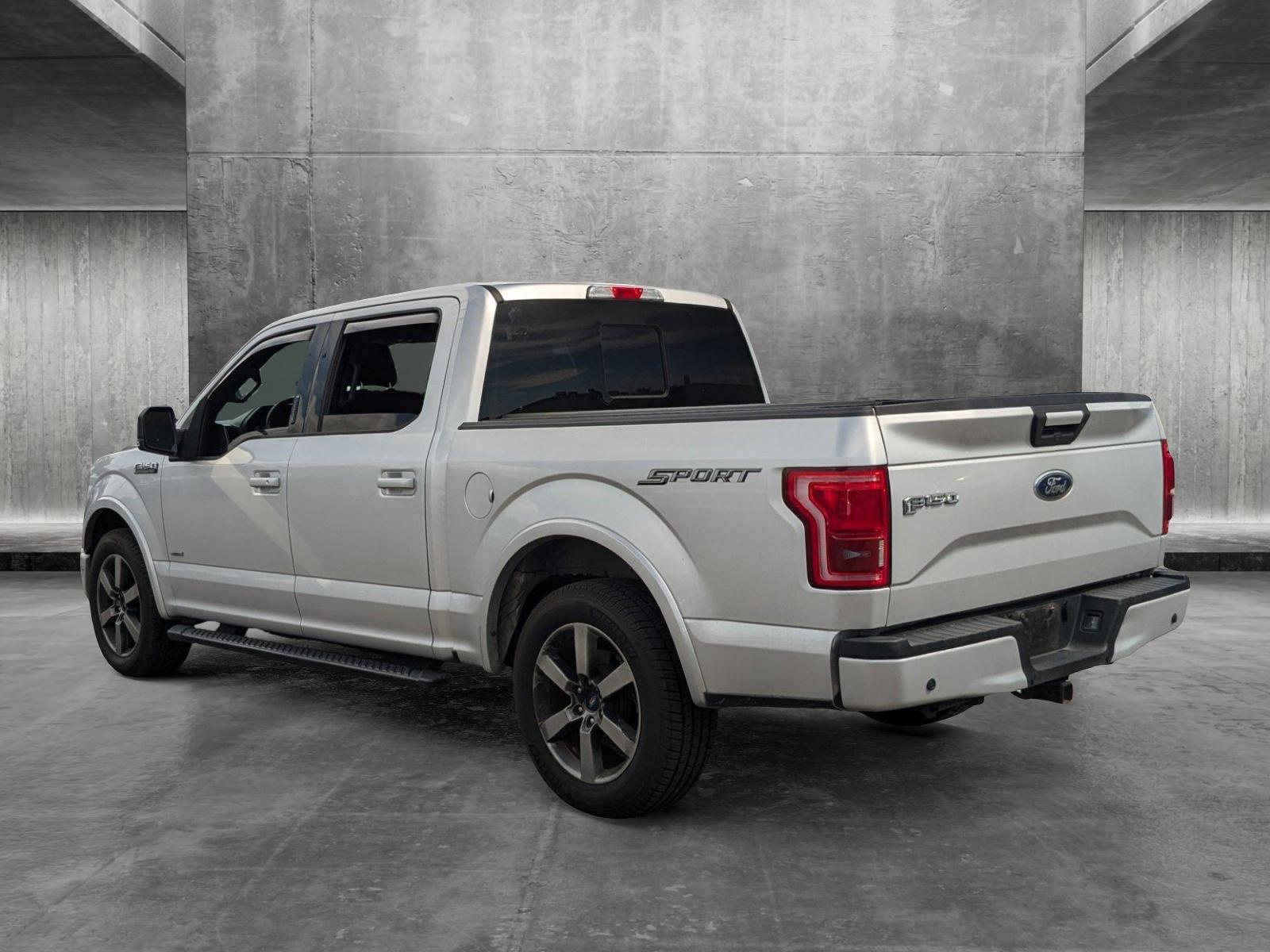 2017 Ford F-150 Vehicle Photo in St. Petersburg, FL 33713