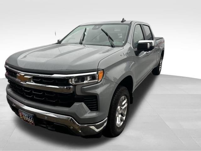 2024 Chevrolet Silverado 1500 Vehicle Photo in Salem, OR 97301