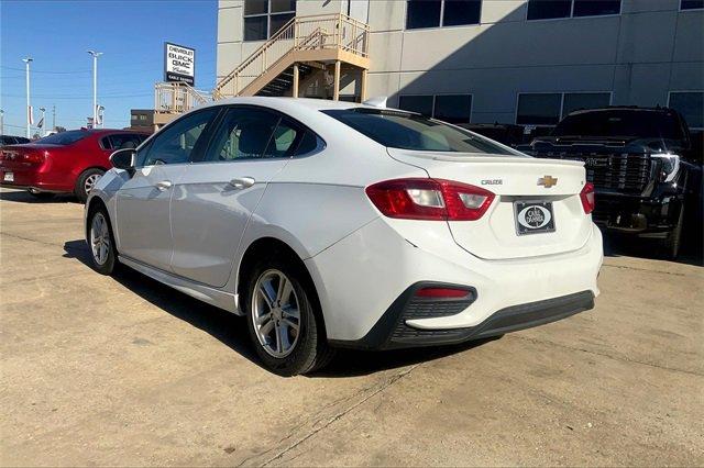 2016 Chevrolet Cruze Vehicle Photo in TOPEKA, KS 66609-0000