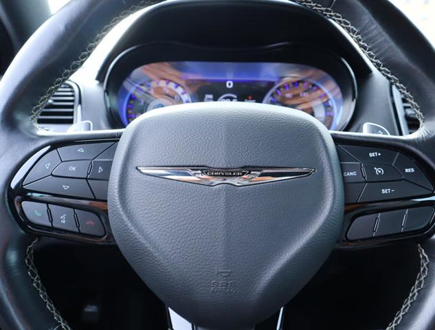 2022 Chrysler 300 Vehicle Photo in DETROIT, MI 48207-4102