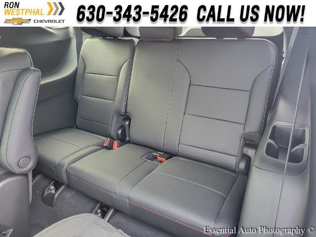 2025 Chevrolet Traverse Vehicle Photo in AURORA, IL 60503-9326