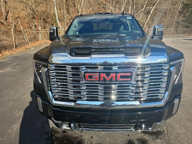 2024 GMC Sierra 2500 HD Vehicle Photo in GLENSHAW, PA 15116-1739