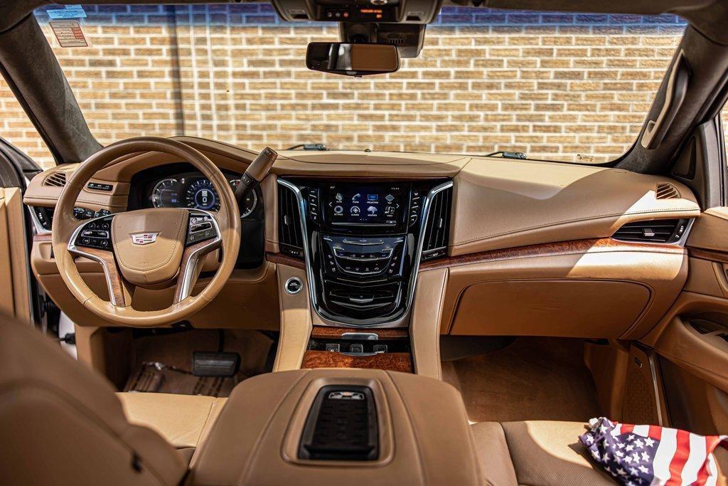 2017 Cadillac Escalade ESV Vehicle Photo in Saint Charles, IL 60174