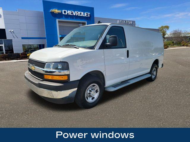 2022 Chevrolet Express Cargo 2500 Vehicle Photo in DANBURY, CT 06810-5034